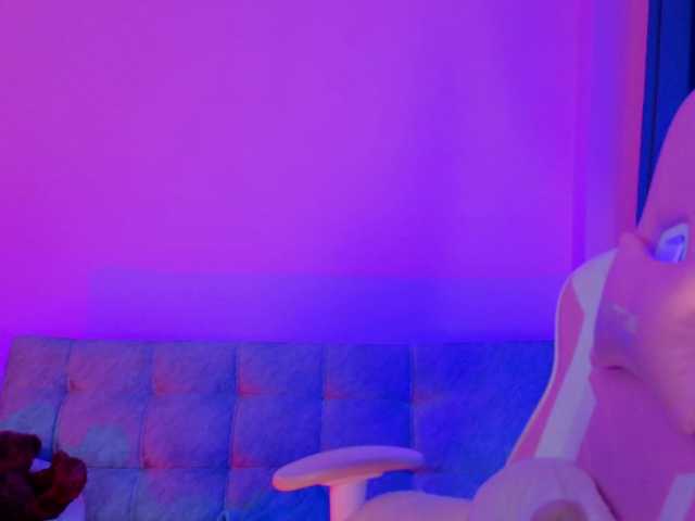 Sharonbone's BongaCams show and profile