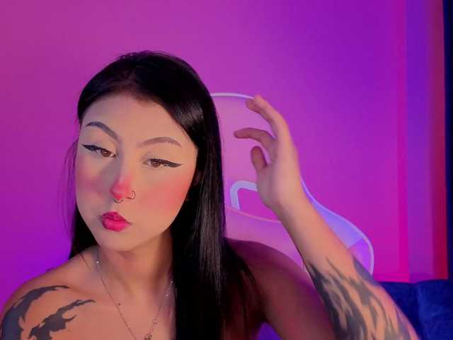 Sharonbone's BongaCams show and profile