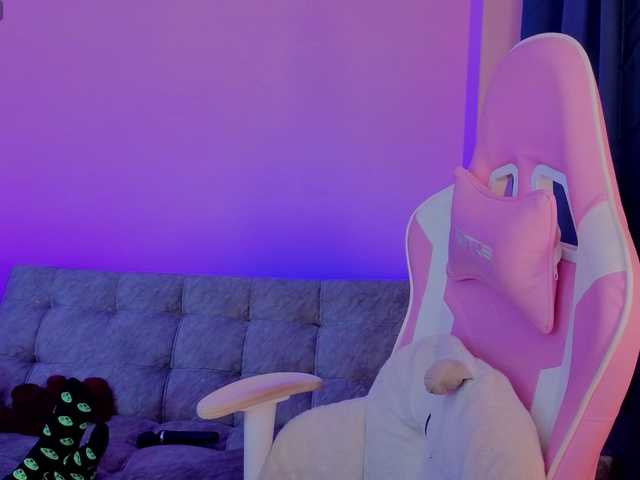 Sharonbone live cam on BongaCams