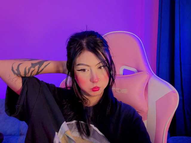 Sharonbone's BongaCams show and profile