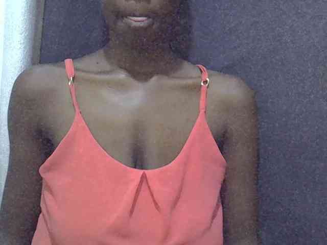 Model: Sexypeach4