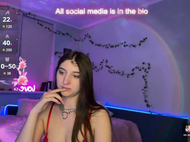 kitty1kristy1's BongaCams show and profile