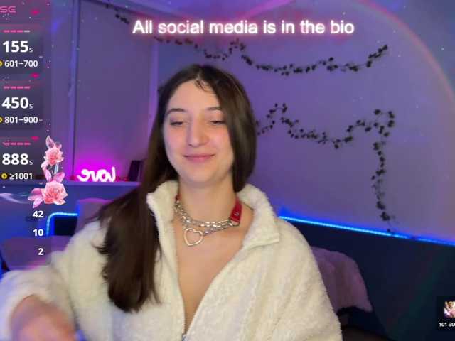 kitty1kristy1's BongaCams show and profile