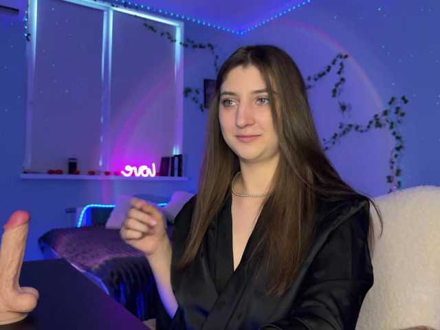 kitty1kristy1 live cam on BongaCams