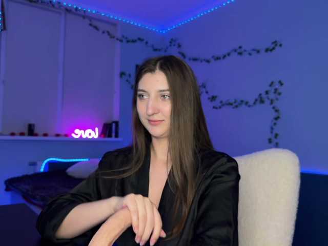 kitty1kristy1 live cam on BongaCams