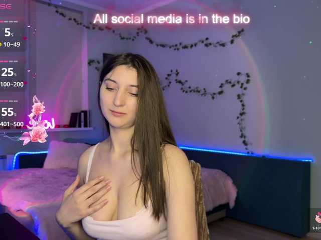 kitty1kristy1's BongaCams show and profile