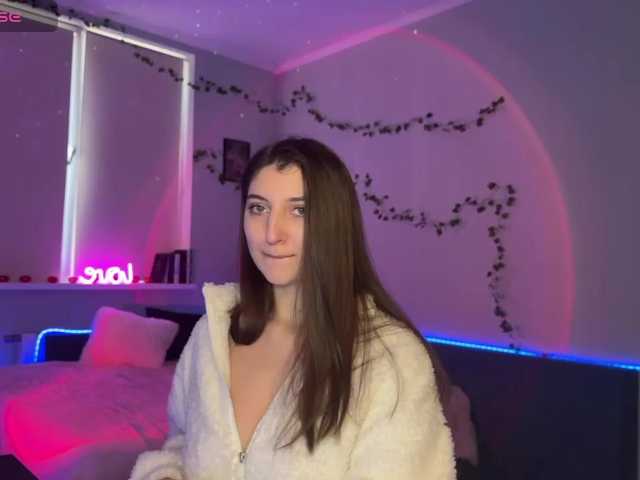 kitty1kristy1's BongaCams show and profile