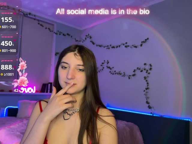 kitty1kristy1's BongaCams show and profile