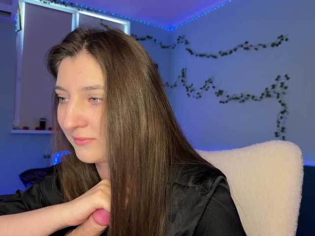 kitty1kristy1 live webcam show