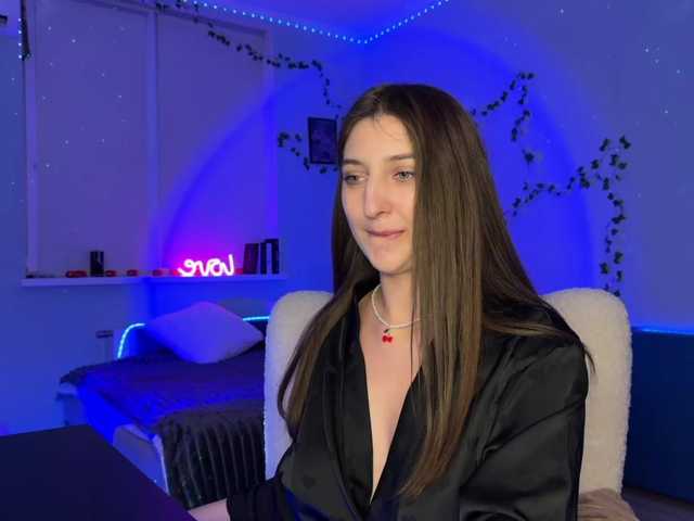 kitty1kristy1 live cam on BongaCams
