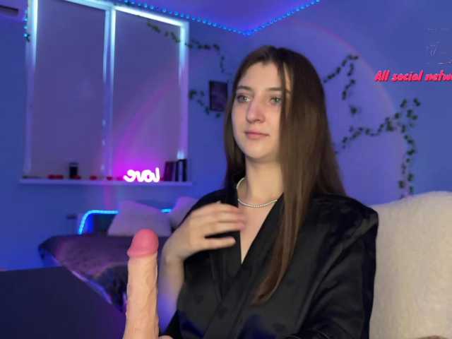 kitty1kristy1 live cam on BongaCams
