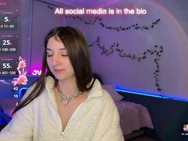 kitty1kristy1's BongaCams show and profile