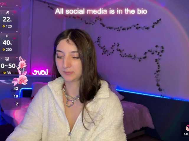 kitty1kristy1's BongaCams show and profile