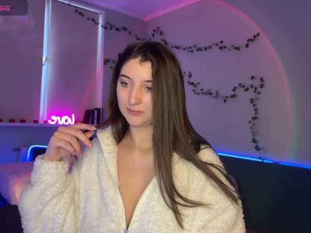 kitty1kristy1's BongaCams show and profile