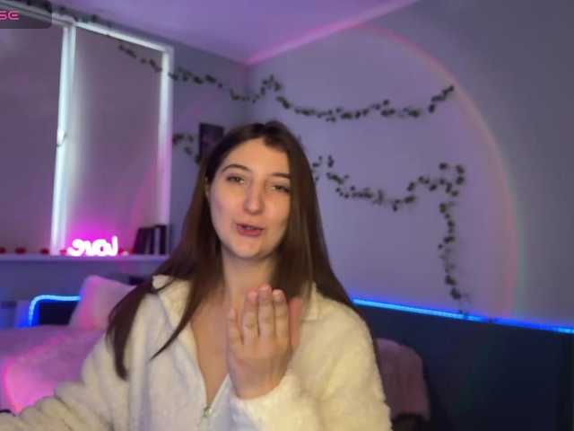 kitty1kristy1's BongaCams show and profile