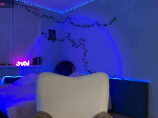 kitty1kristy1 webcam