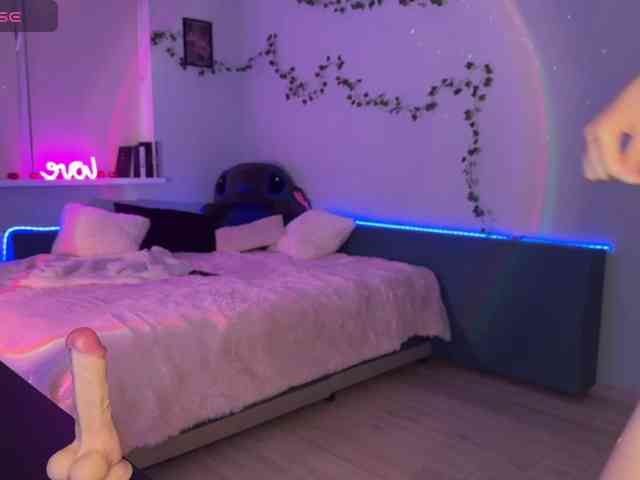 kitty1kristy1 webcam