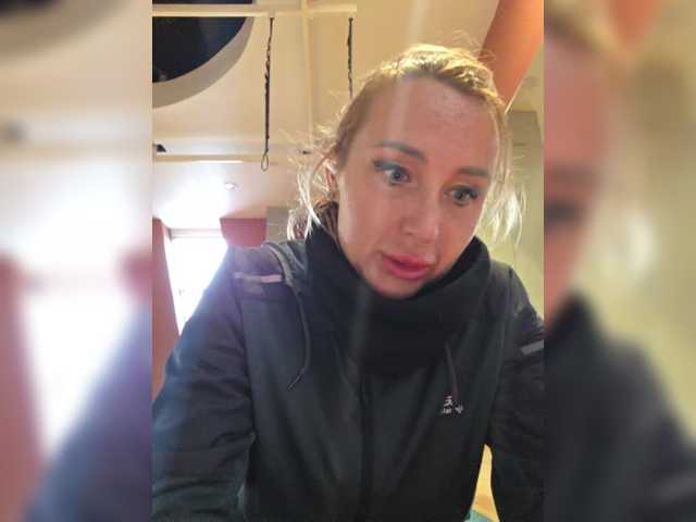 Valeriah live webcam show