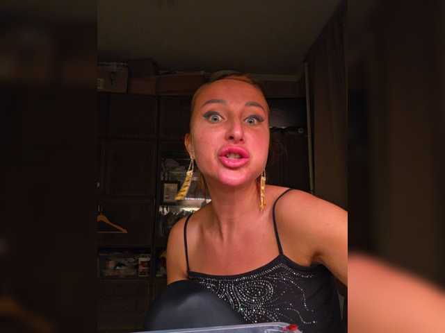 valeriah live sex show