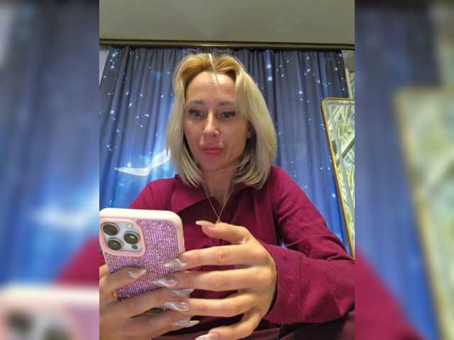 Valeriah's BongaCams show and profile