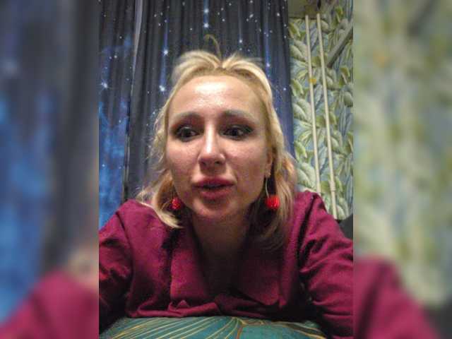Valeriah live cam on BongaCams