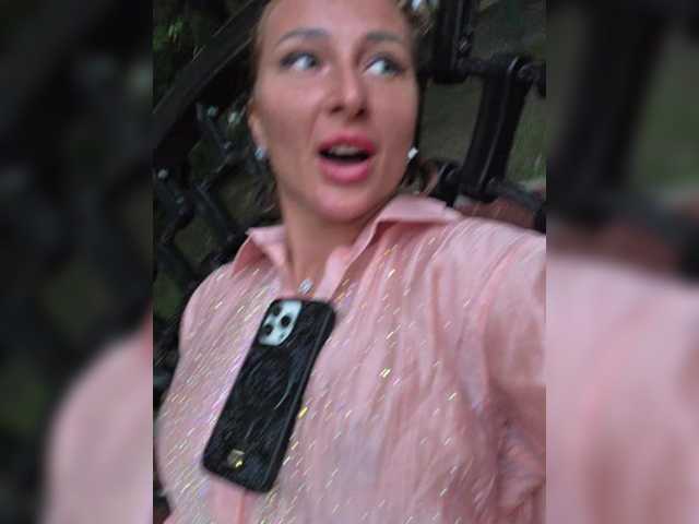 valeriah live sex show