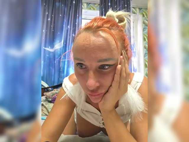 le modèle ARotikA1 est en webcam porno dans un show sur le site bongacams, il possède les tags suivants: White/Caucasian,Redhead,Trimmed