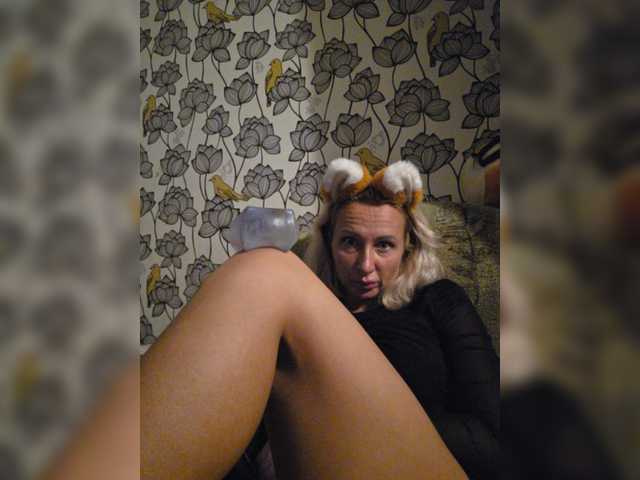 Valeriah live cam on BongaCams
