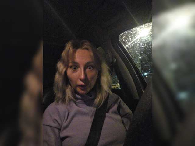 Valeriah live webcam show