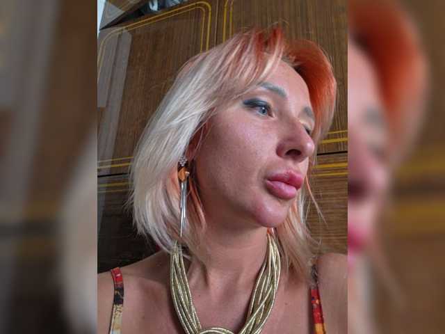  Valeriah chat room