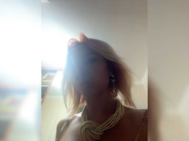 valeriah live sex show