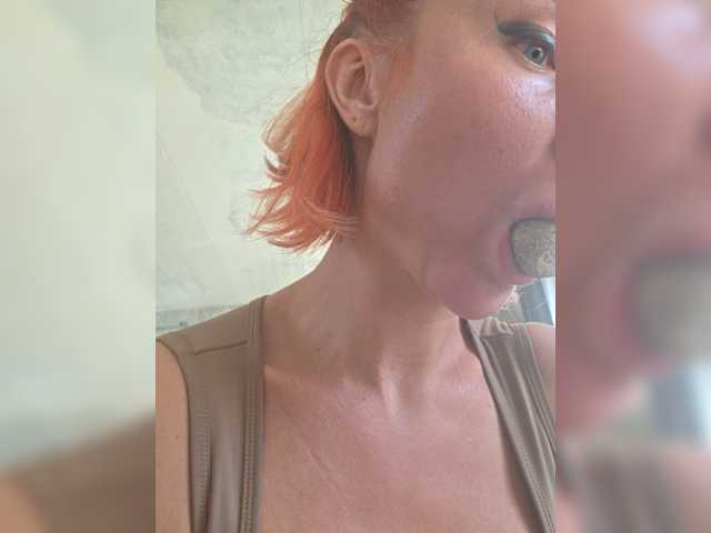 valeriah live sex show