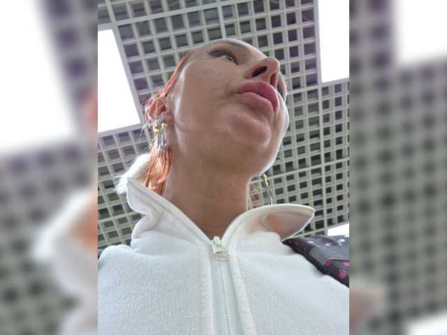 стрип от Valeriah