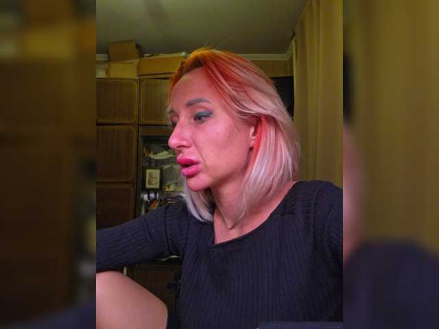  Valeriah chat room