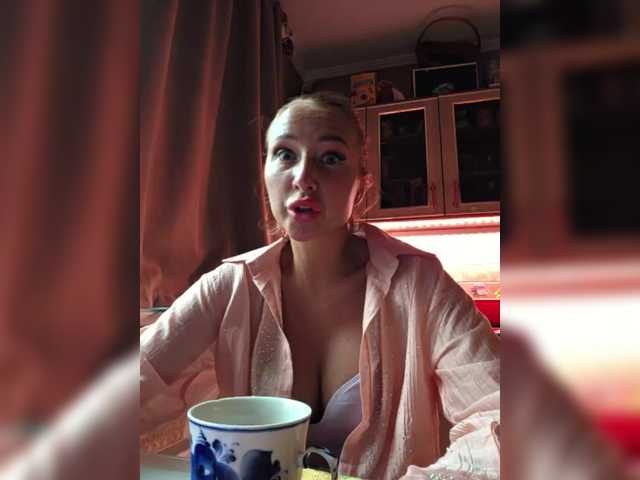 Valeriah live cam on BongaCams