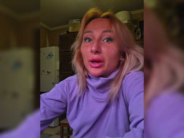 Valeriah live webcam show