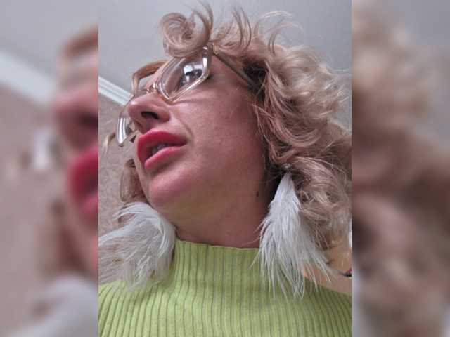 Valeriah live cam on BongaCams