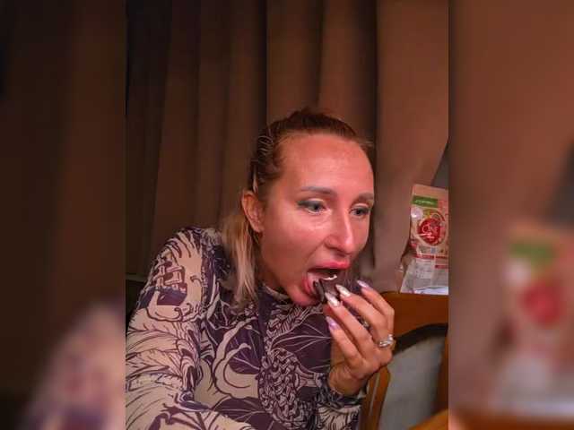 Valeriah live cam on BongaCams