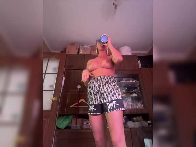 Valeriah live cam