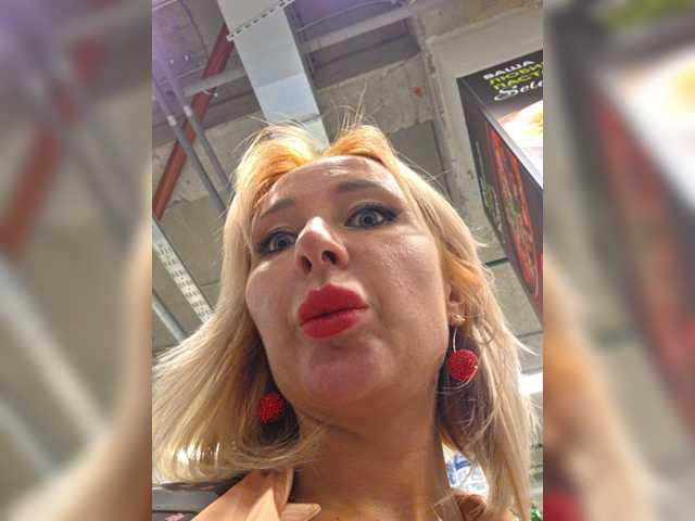 valeriah live sex show