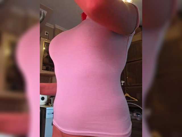Valeriah live cam on BongaCams