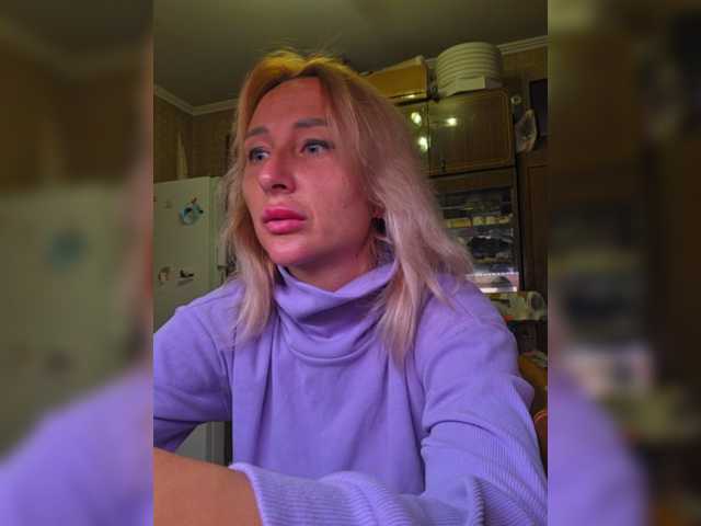 Valeriah live webcam show