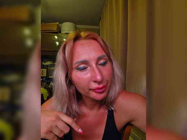 Valeriah Sex Cam Show