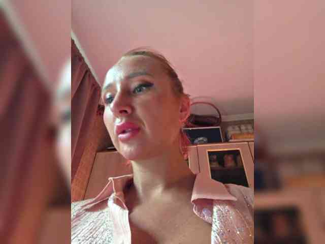 Valeriah Sex Cam Show