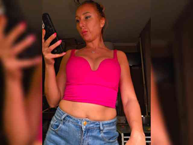 Valeriah Sex Cam Show