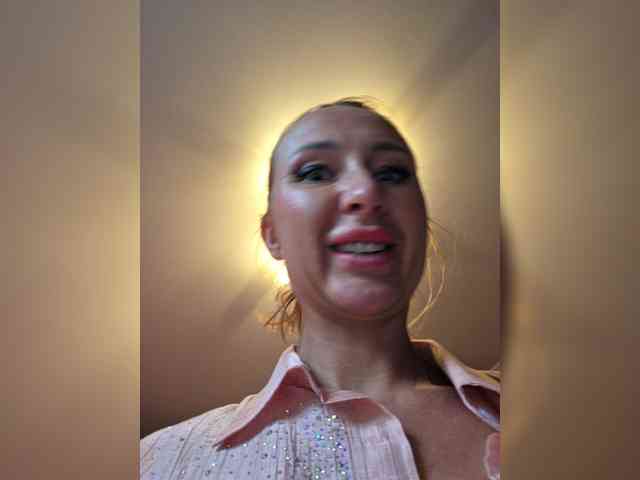 Valeriah Sex Cam Show