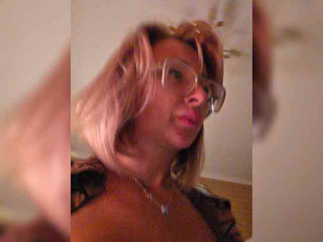 Valeriah Sex Cam Show