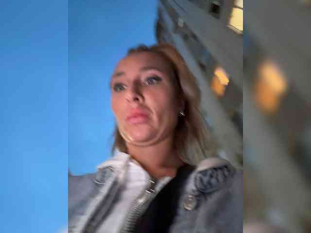 Valeriah Sex Cam Show