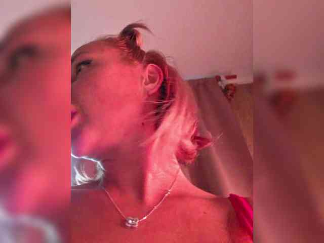 Valeriah Sex Cam Show