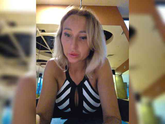 Valeriah Sex Cam Show